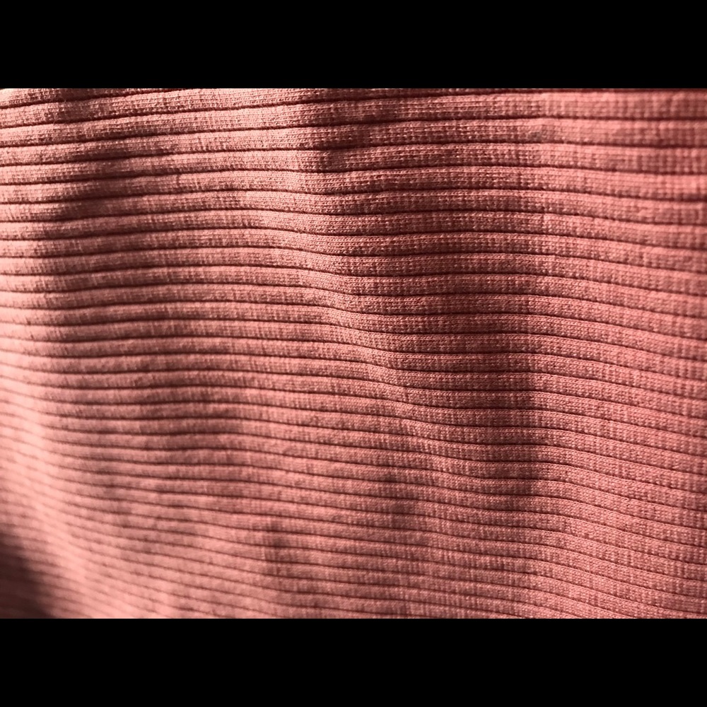 Pink Ribbed Cropped Tee - Picture 2 of 3